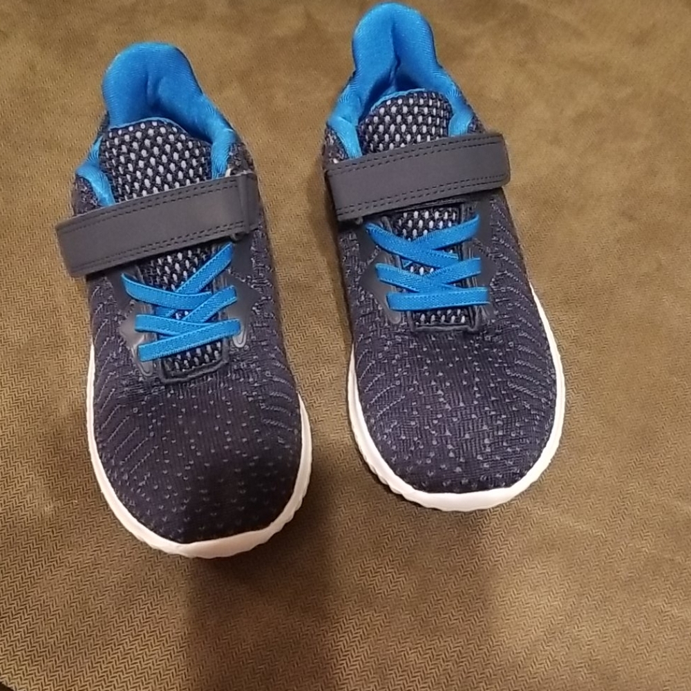 Blue and white little boy's size 29 sneakers